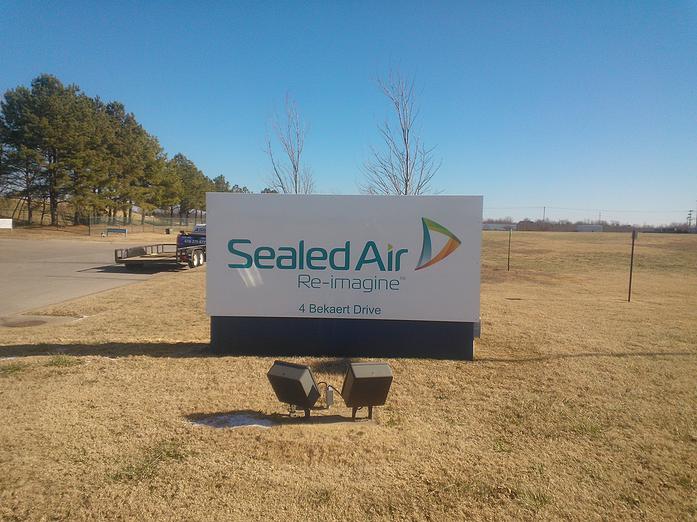 External Sign 37